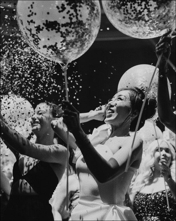 Graduation Carousel 616 X 770px Bw 5