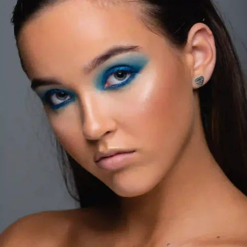 How To Become A Makeup Artist